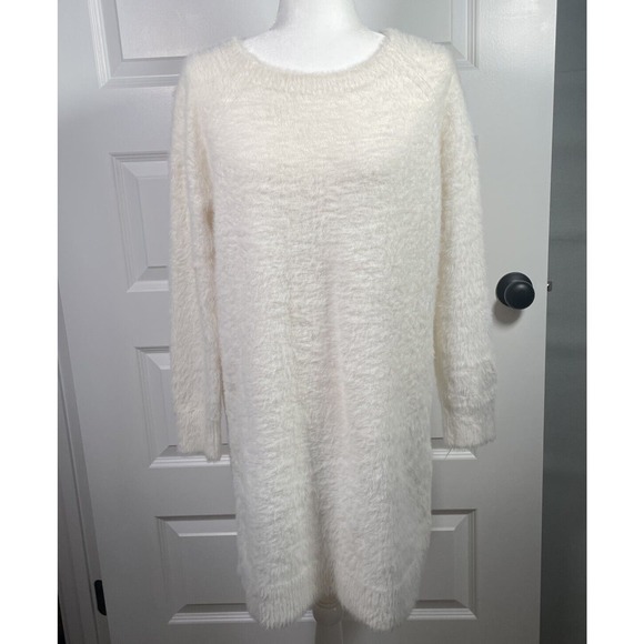 LOU & GREY Size Medium M Lashout White Eyelash Cozy Tunic Sweater Dress Fuzzy - Picture 1 of 7